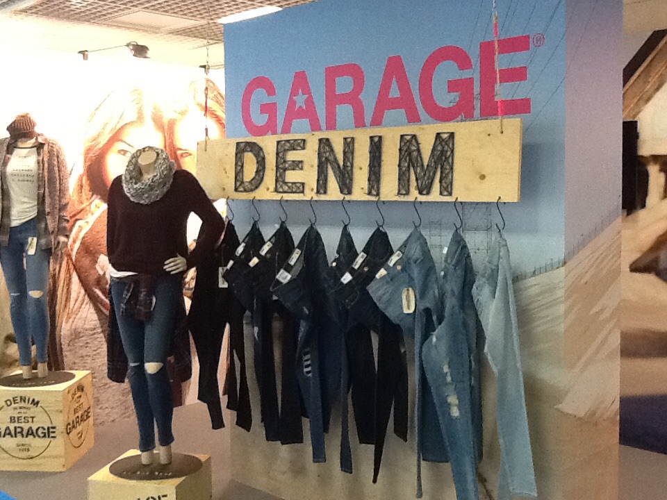 garage jeans canada