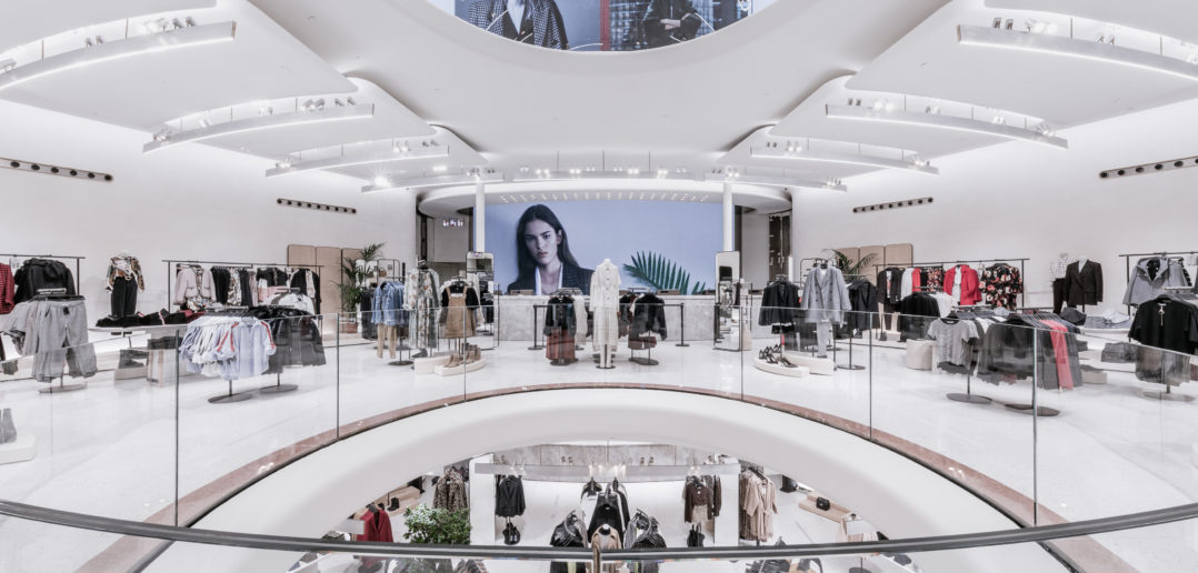 Zara connected store