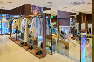 Urban Revivo store